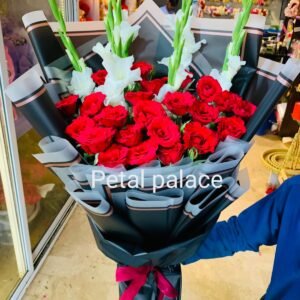 Red Areca. Two dozen 24 roses Gillette 5